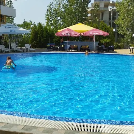 Апартамент Dima Popova Царево